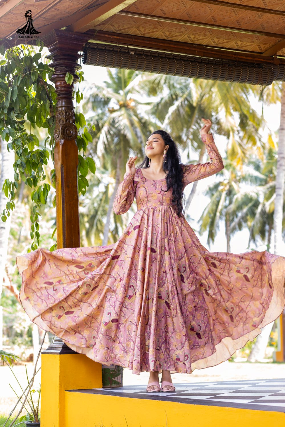 Regal Kalamkari